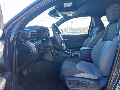 Used 2024 Toyota Tacoma TRD Off-Road w/ TRD Off Road Upgrade Package image 13