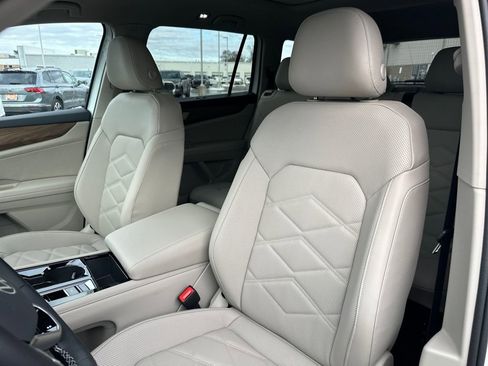 New 2026 Volkswagen Atlas SE image 9