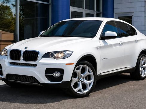 Used 2011 BMW X6 xDrive35i w/ Technology Pkg AWD/4WD image 1