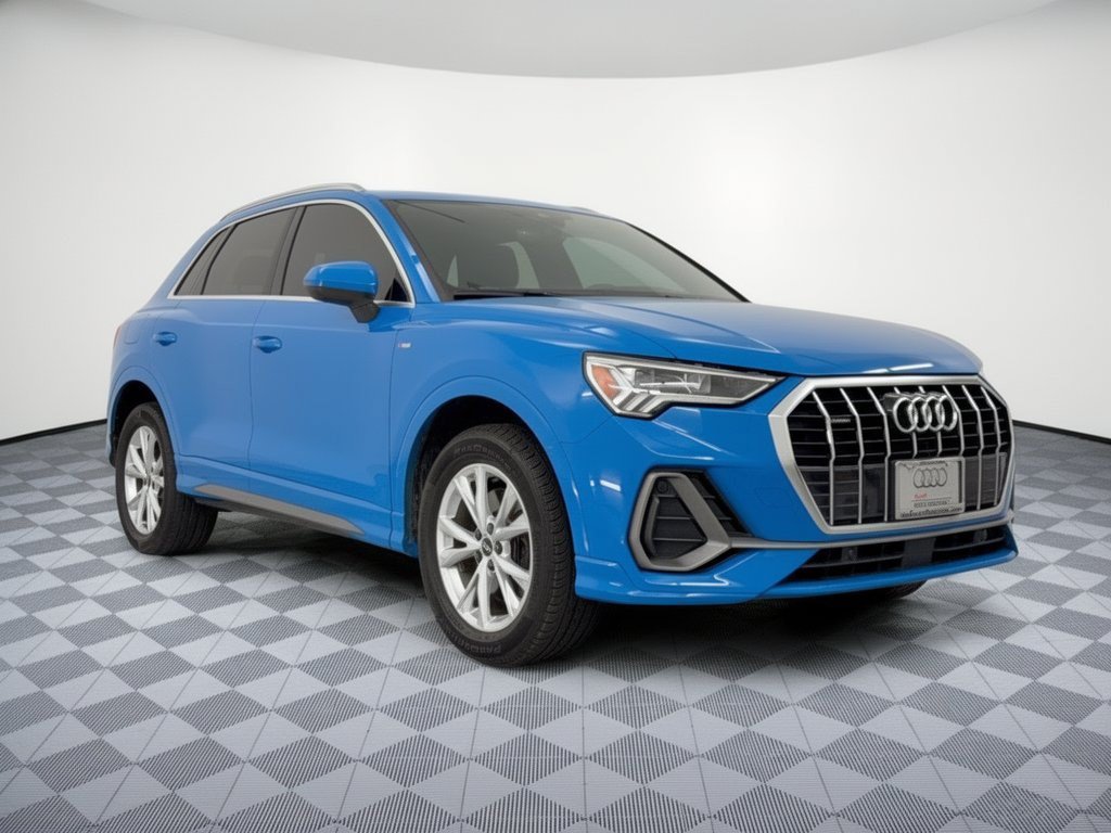 Used 2023 Audi Q3 2.0T Premium w/ Convenience Package AWD/4WD image 7