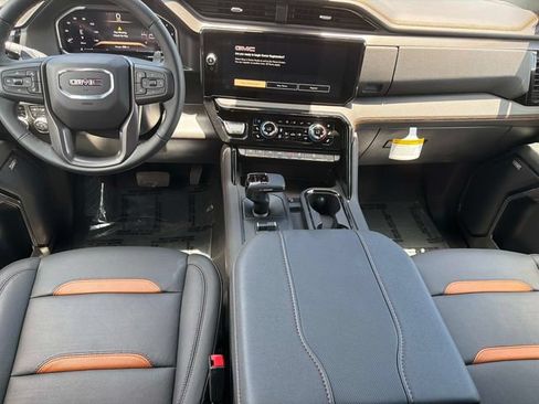 New 2026 GMC Sierra 1500 AT4 w/ AT4 Premium Package AWD/4WD image 14