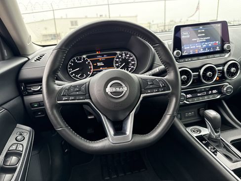 Used 2025 Nissan Sentra SV w/ All-Weather Package image 11