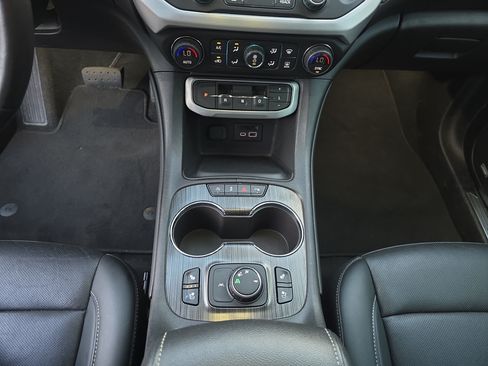 Used 2022 GMC Acadia SLT w/ Elevation Edition FWD image 20