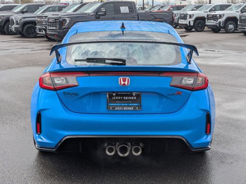 Used 2023 Honda Civic Type R image 4