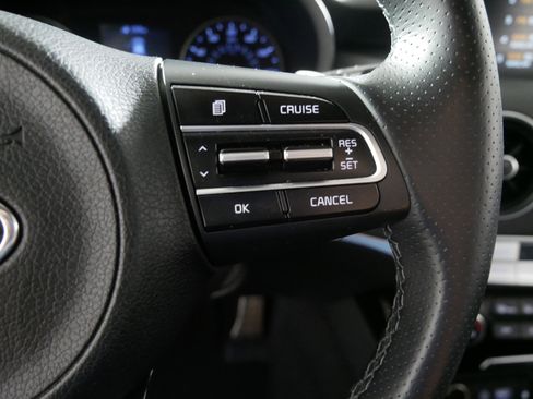 Used 2020 Kia Stinger GT-Line w/ Sun & Sound Package image 28