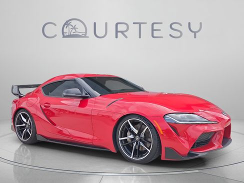 Used 2022 Toyota Supra RWD image 7