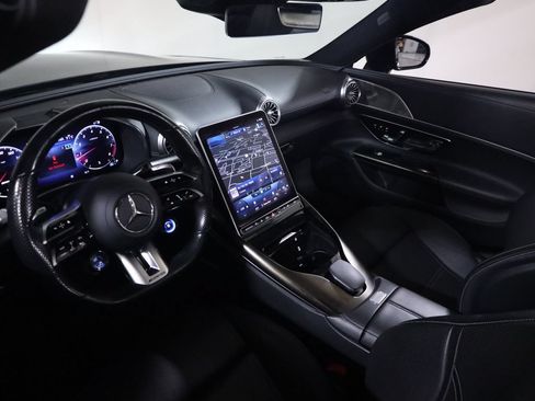 Certified 2022 Mercedes-Benz SL 55 AMG 4MATIC image 47