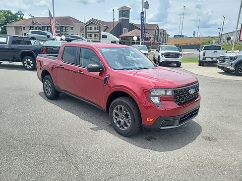 Used 2026 Ford Maverick XLT FWD image 1