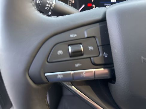 New 2025 Cadillac XT6 Luxury image 21