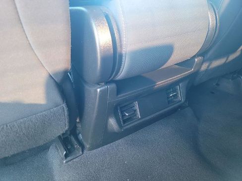 Used 2022 Chevrolet Silverado 2500 Custom w/ Custom Value Package image 19