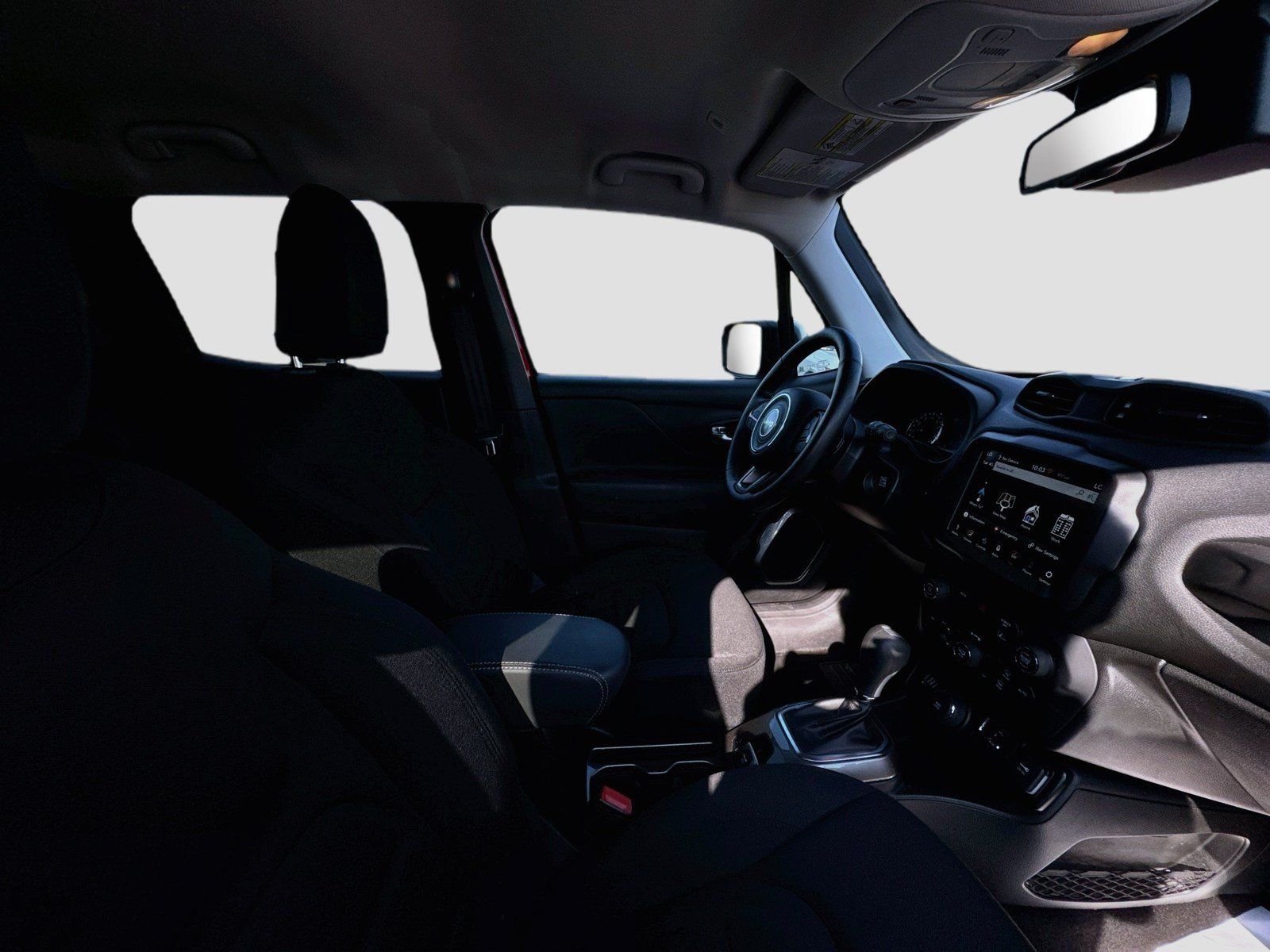 Used 2022 Jeep Renegade Latitude w/ Convenience Group AWD/4WD image 29