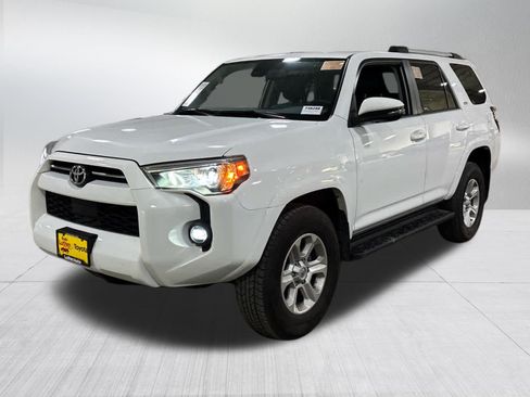 Used 2024 Toyota 4Runner SR5 Premium AWD/4WD image 3