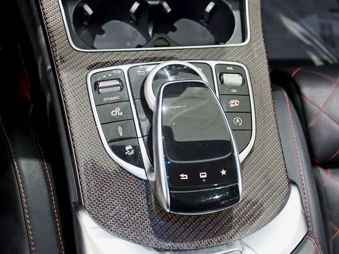 Used 2015 Mercedes-Benz C 63 AMG S image 26