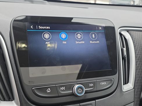 Used 2024 Chevrolet Malibu LT image 28