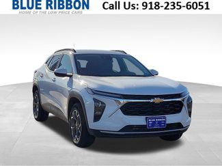 Used 2025 Chevrolet Trax LT w/ LT Convenience Package video 1