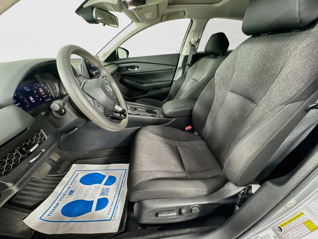 Used 2023 Honda Accord EX image 25
