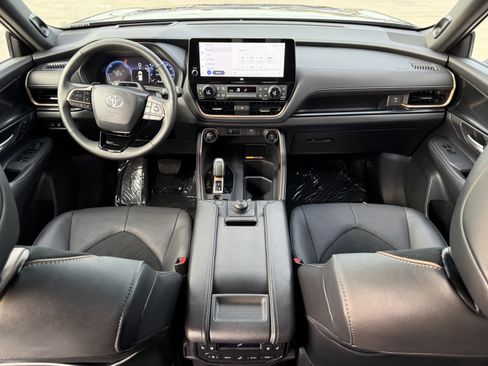 Used 2026 Toyota Grand Highlander AWD Hybrid image 30