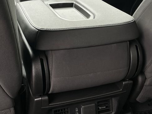 Certified 2025 Chevrolet Silverado 1500 LT image 24