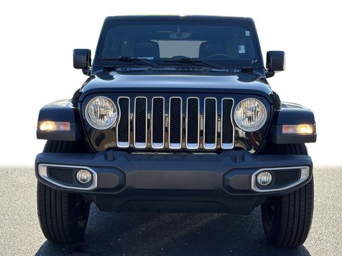 Used 2020 Jeep Wrangler Unlimited Sahara image 29
