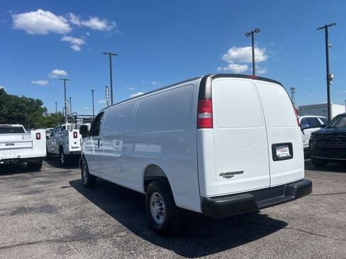 New 2026 Chevrolet Express 2500 Extended w/ Driver Convenience Package RWD image 5
