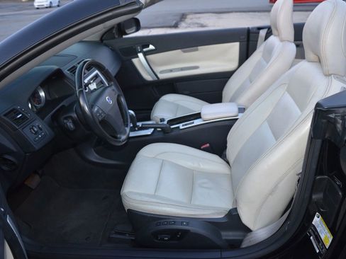 Used 2012 Volvo C70 T5 image 11