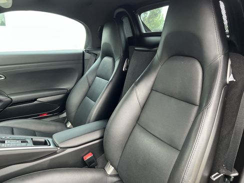 Used 2016 Porsche Boxster RWD image 16