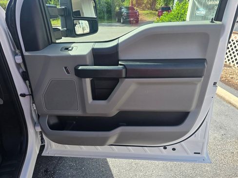 Used 2017 Ford F250 XLT w/ XLT Value Package RWD image 18