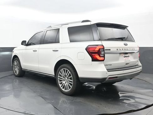 Used 2022 Ford Expedition Limited AWD/4WD image 3