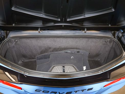 Used 2022 Chevrolet Corvette Stingray Preferred Conv w/ Z51 Performance Package image 13