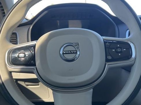 Used 2023 Volvo XC90 T8 Plus w/ Protection Package Premier image 11