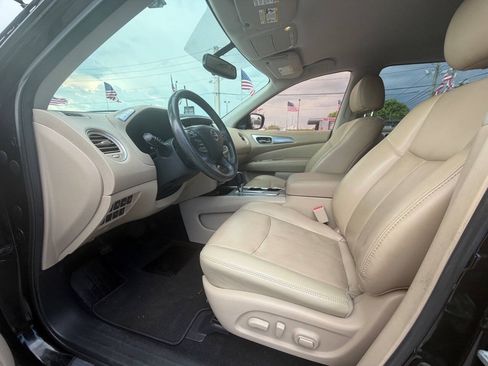 Used 2017 Nissan Pathfinder SL FWD image 9