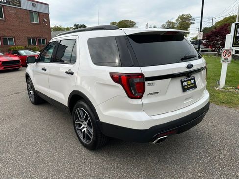 Used 2017 Ford Explorer Sport w/ Equipment Group 401A AWD/4WD image 6