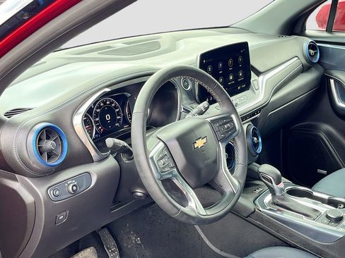 Used 2025 Chevrolet Blazer RS w/ Driver Confidence II Package image 9
