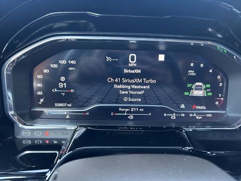 Used 2022 GMC Sierra 1500 SLT image 30