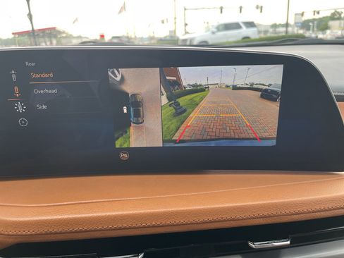 Used 2024 Cadillac XT4 Sport AWD/4WD image 25