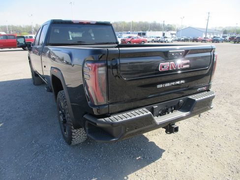 New 2026 GMC Sierra 3500 AT4 AWD/4WD image 9