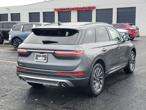 New 2025 Lincoln Corsair Reserve w/ Equipment Group 202A image 4