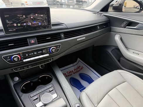 Used 2018 Audi A4 2.0T Premium image 11