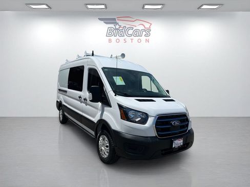Used 2023 Ford E-Transit Medium Roof RWD image 3