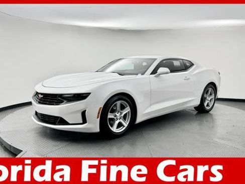 Used 2023 Chevrolet Camaro LT RWD image 1