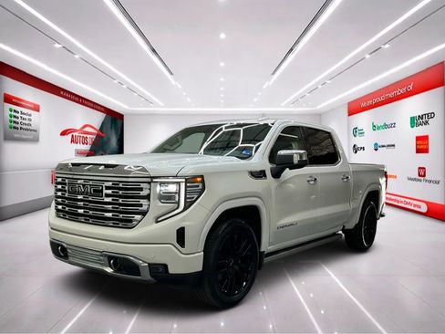 Used 2023 GMC Sierra 1500 Denali w/ Denali Reserve Package AWD/4WD image 4