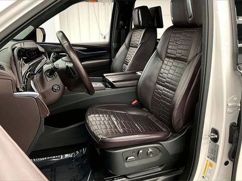 Used 2022 Cadillac Escalade ESV Sport Platinum image 21