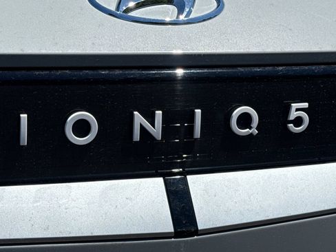 Used 2024 Hyundai Ioniq 5 SEL RWD image 28