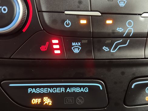 Used 2019 Ford Escape SEL AWD/4WD image 24