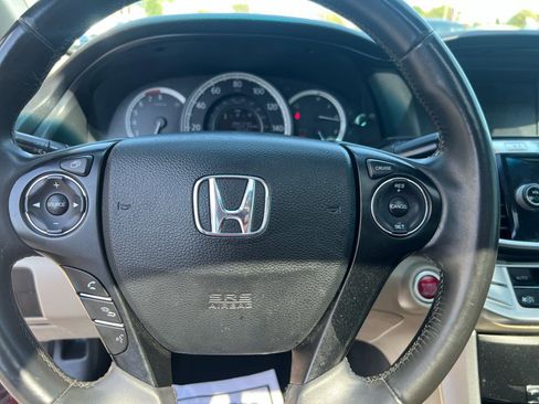 Used 2015 Honda Accord EX-L image 19
