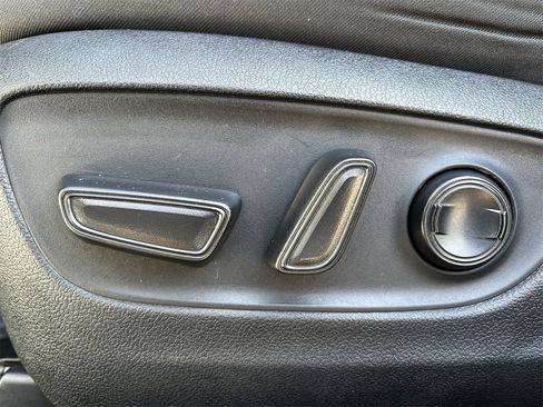 Used 2024 Toyota RAV4 XLE image 24