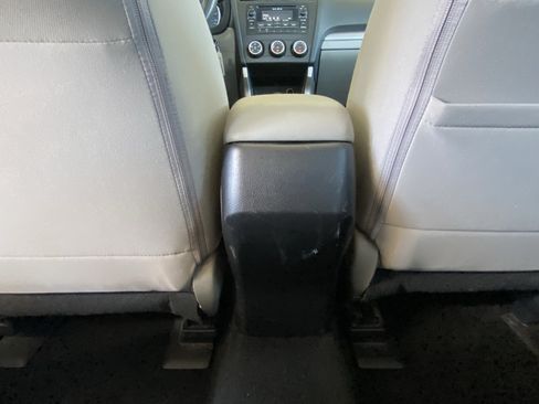Used 2014 Subaru Forester 2.5i Premium w/ All-Weather Package AWD/4WD image 30