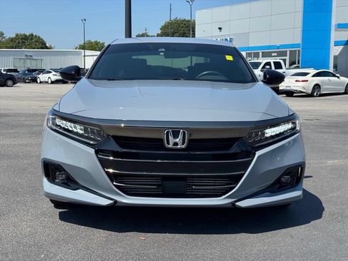 Used 2022 Honda Accord Sport image 8