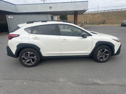 Certified 2024 Subaru Crosstrek 2.0i Premium image 8