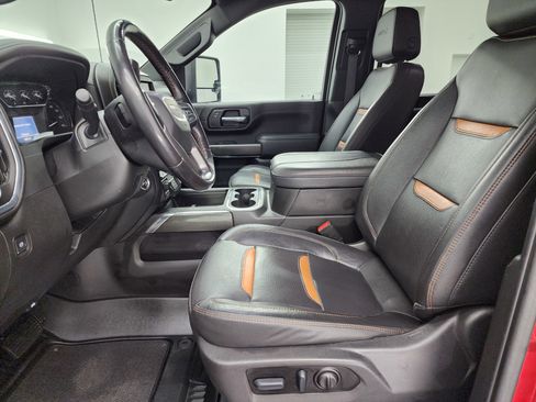 Used 2023 GMC Sierra 2500 AT4 w/ Gooseneck/5TH Wheel Package image 8